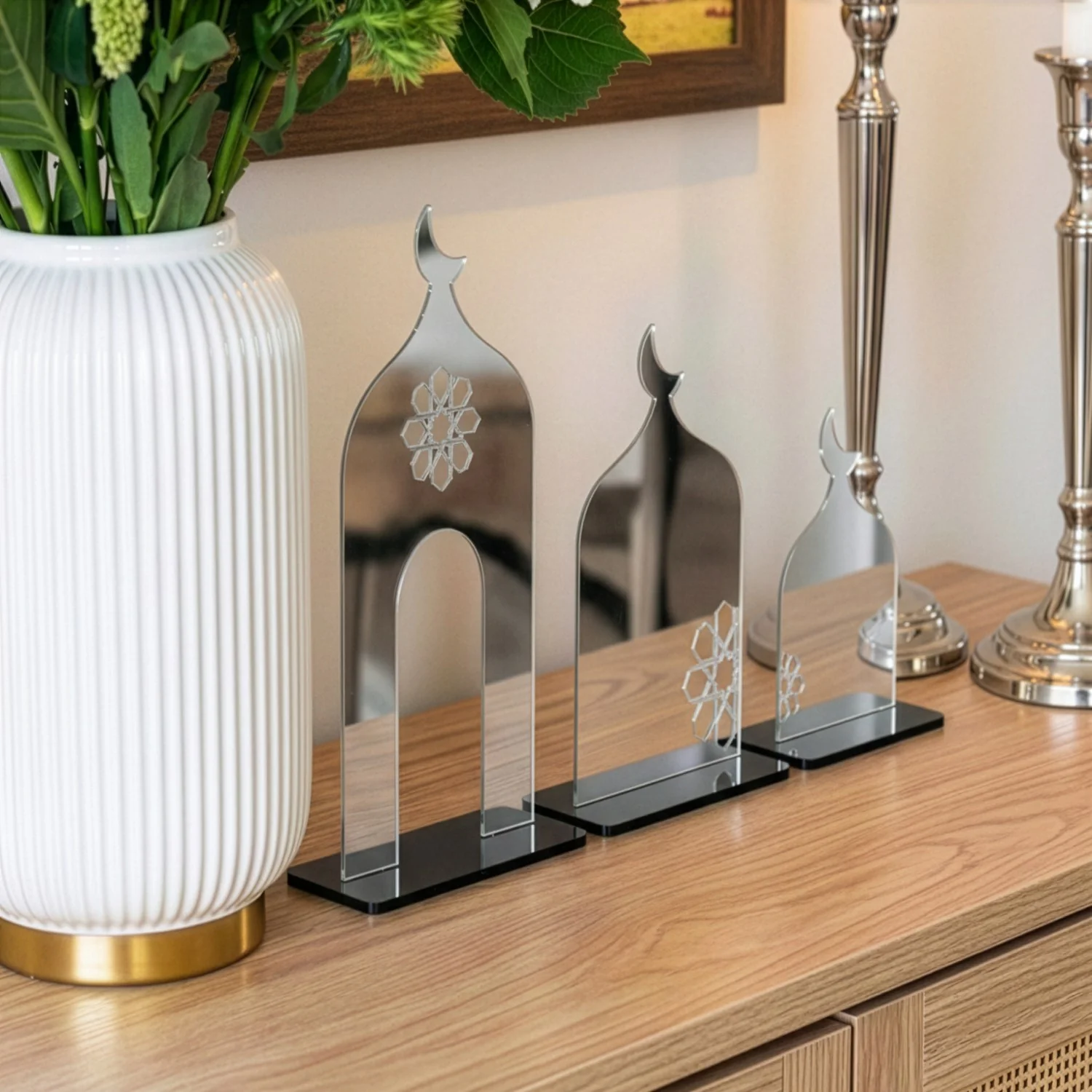 Three-Piece Set Acrylic Mosque Silhouette Stand – Modern Islamic Table Decor & Ramadan Gift - Image 2