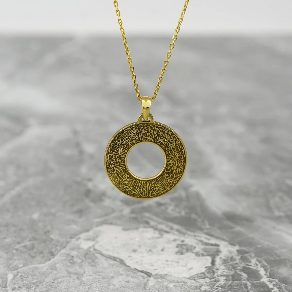 Ayatul Kursi Circle Muslim Jewelry - 18K Gold Plated Silver Pendant - Image 5