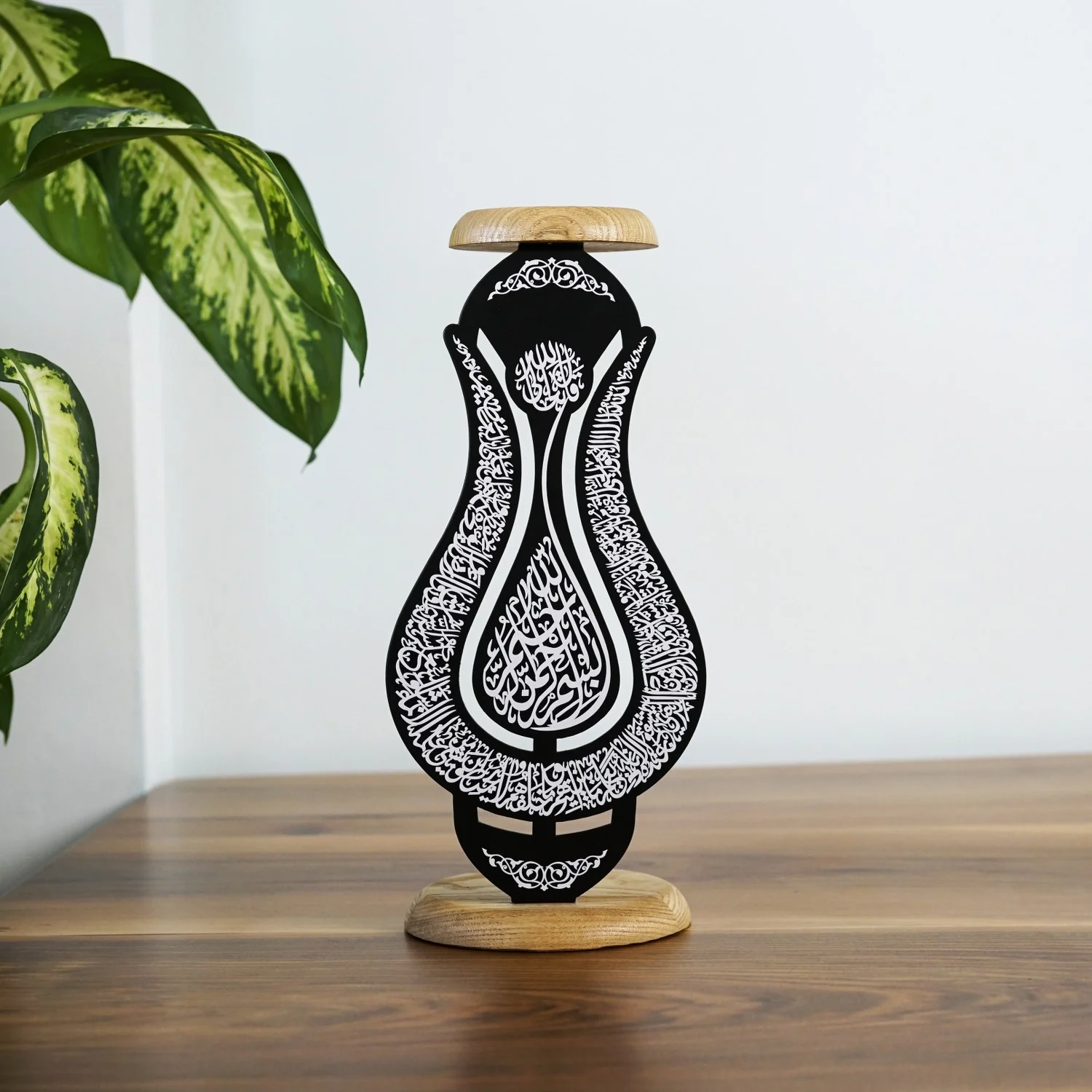 Ayatul Kursi Islamic Candle Holder - Tulip Shaped Design for Elegant Decor - Image 8