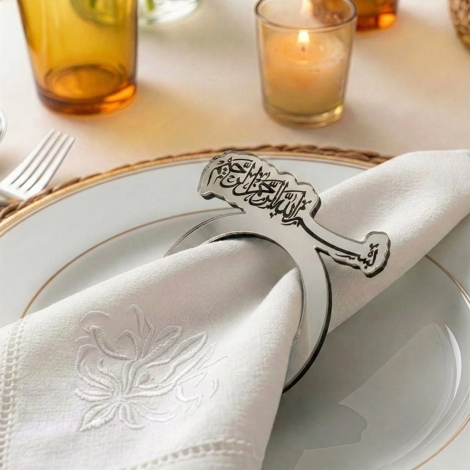 Basmala Thuluth Script Acrylic Napkin Rings – Islamic Table Decor - Image 3