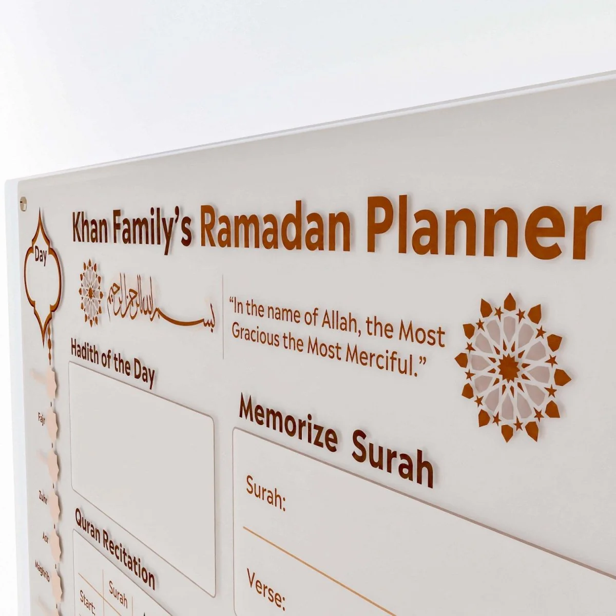 Family Ramadan Planner with Name Customization – Islamic Art on Acrylic Board - Image 7