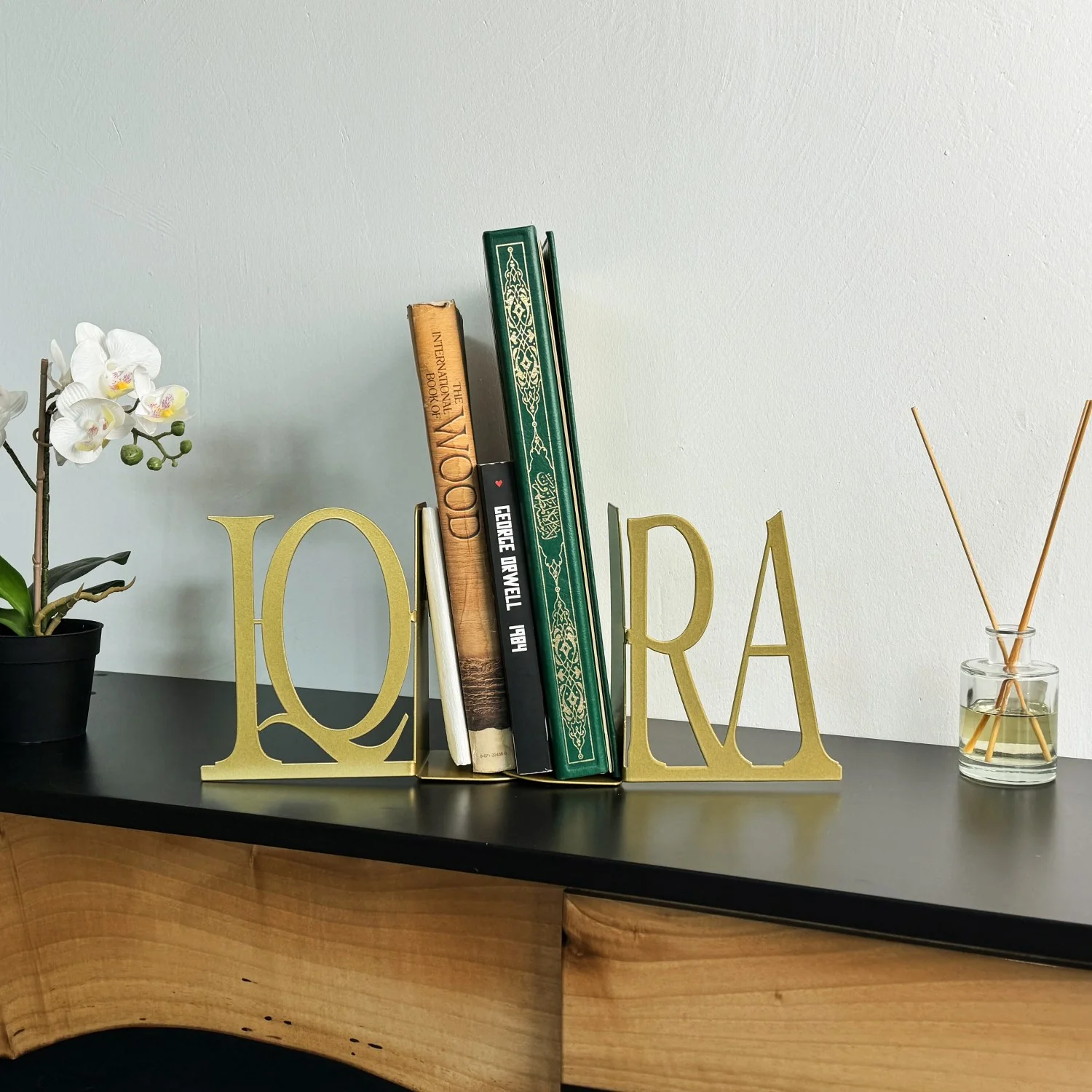 Ikra Bookend - Islamic Home Decor | Latin Calligraphy Art - Image 4