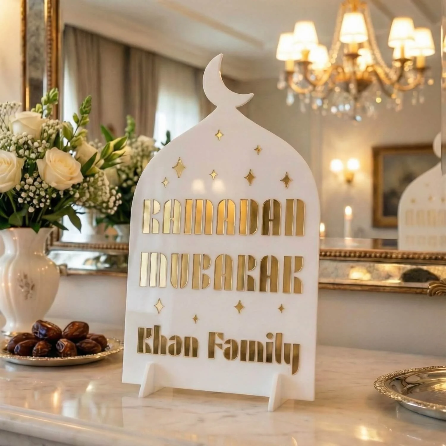 Modern Personalized Ramadan Mubarak Stand – Custom Family Name - Image 3