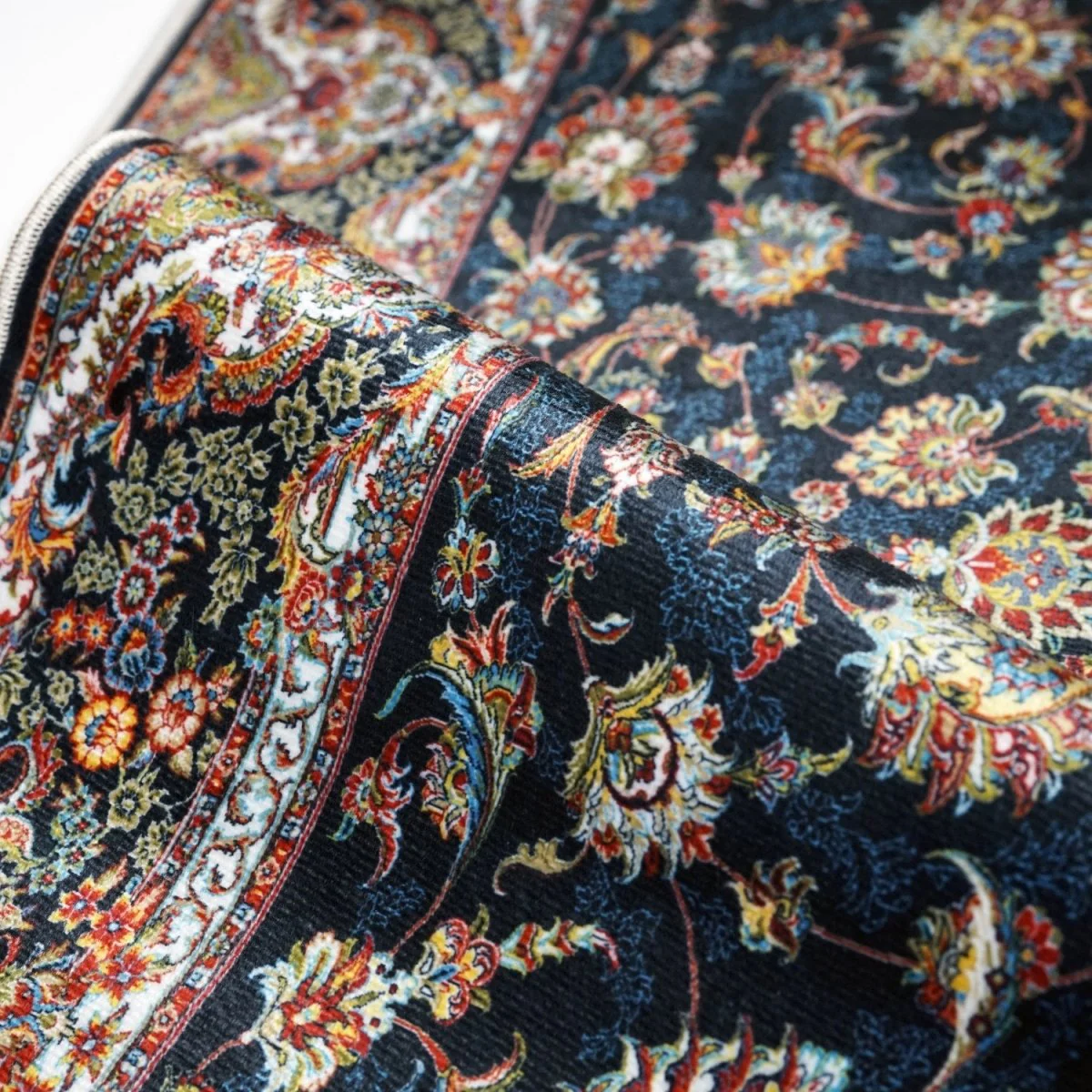 Muslim Praying Rug - Black & Floral Patterns Prayer Carpet for Muslims - Image 2