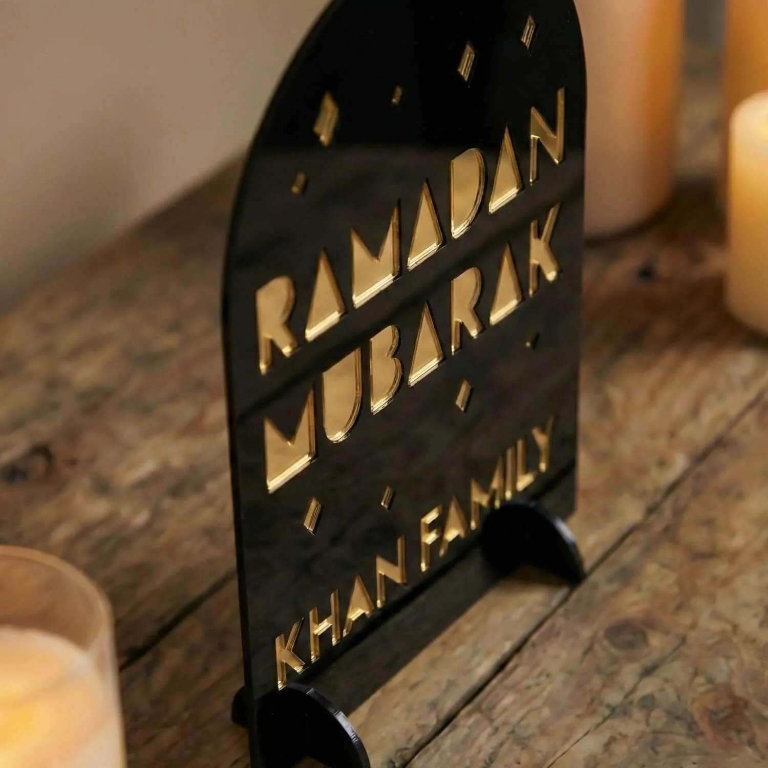Personalized Ramadan Mubarak Stand – Cosmic Family Sign - Image 7