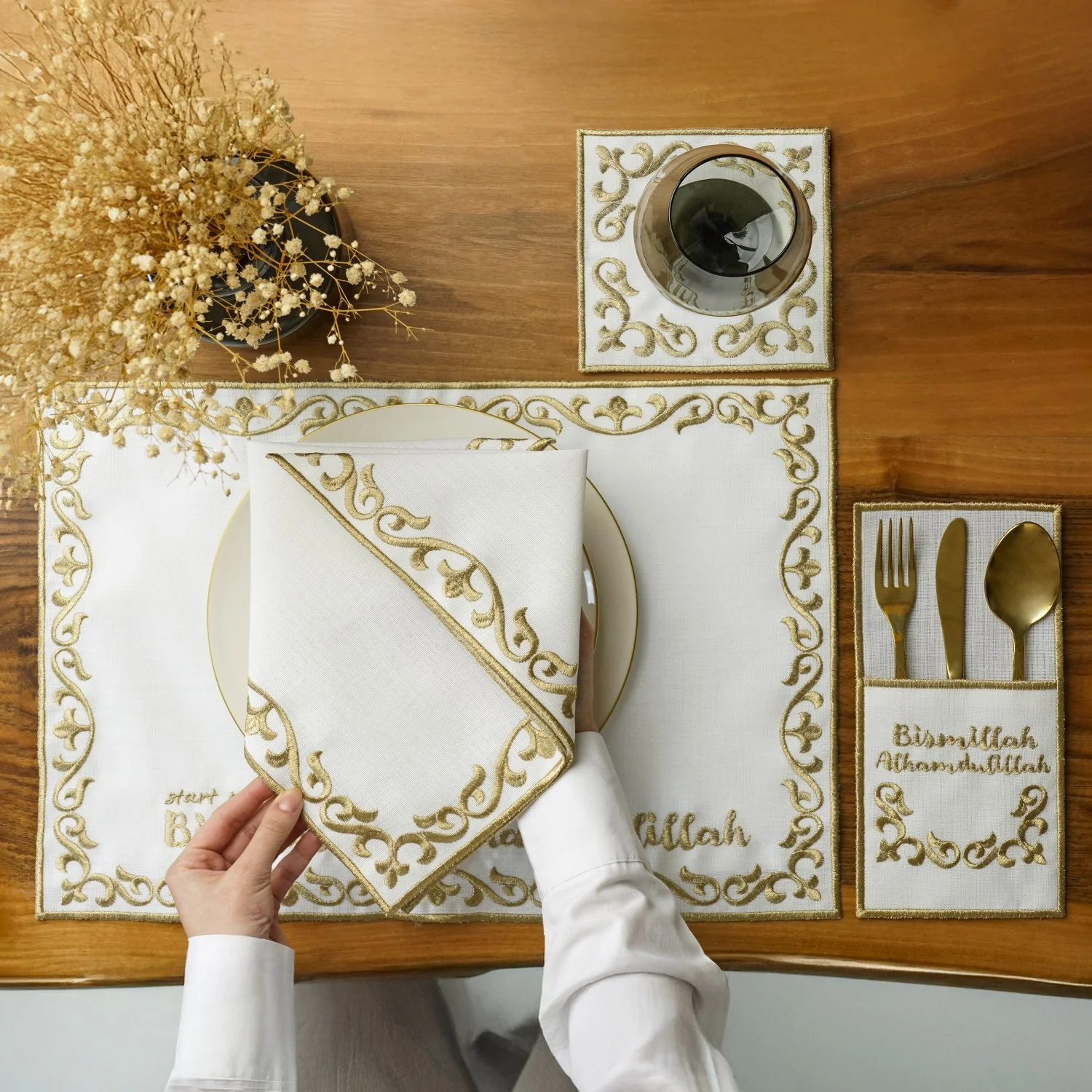 Ramadan Dining Set with Bismillah & Alhamdulillah Placemat Set for 6 Persons 24 Piece Set
