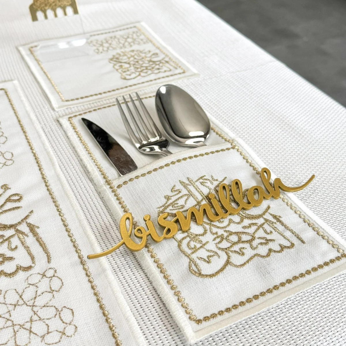 Ramadan Dining Table Golden Placemat Set - 6 Persons - 19 Pcs. - Full Set - Image 3