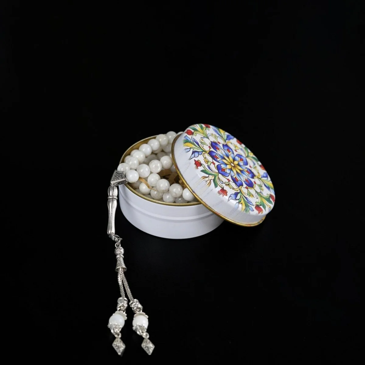 Ramadan & Eid Gift Set, Muslim Prayer Rug, Islamic Prayer Beads and Ayatul Kursi Jewelry - Image 5