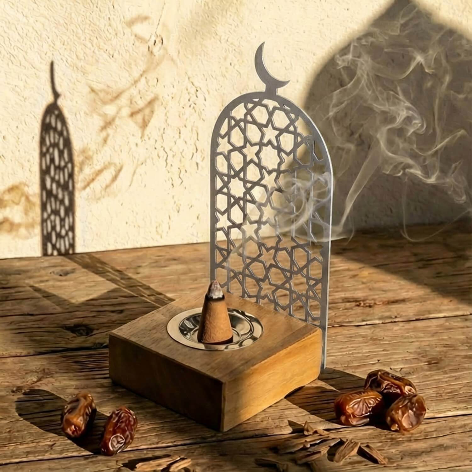Tower Style Bakhoor Burner – Vertical Metal & Wood Mabkhara - Image 4